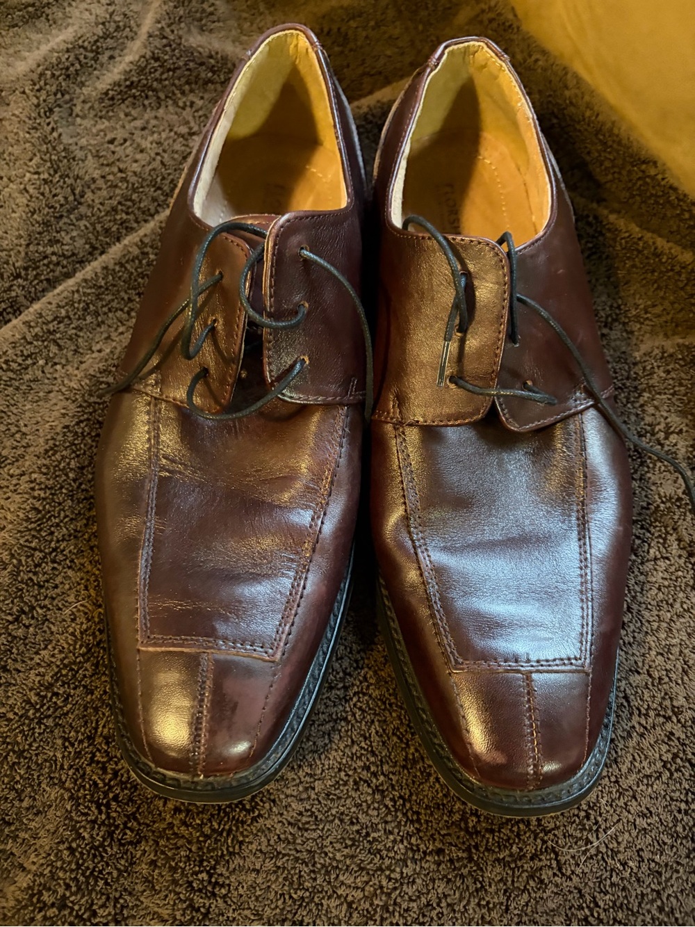 Florsheim Men's Burgundy Leather Lace-Up Oxfords